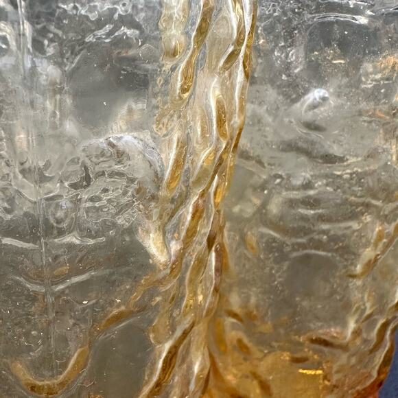 Anchor Hocking Milano Crinkle Honey Gold Glassware 12 oz Flat Tumblers Set of 2 - Picture 2 of 5